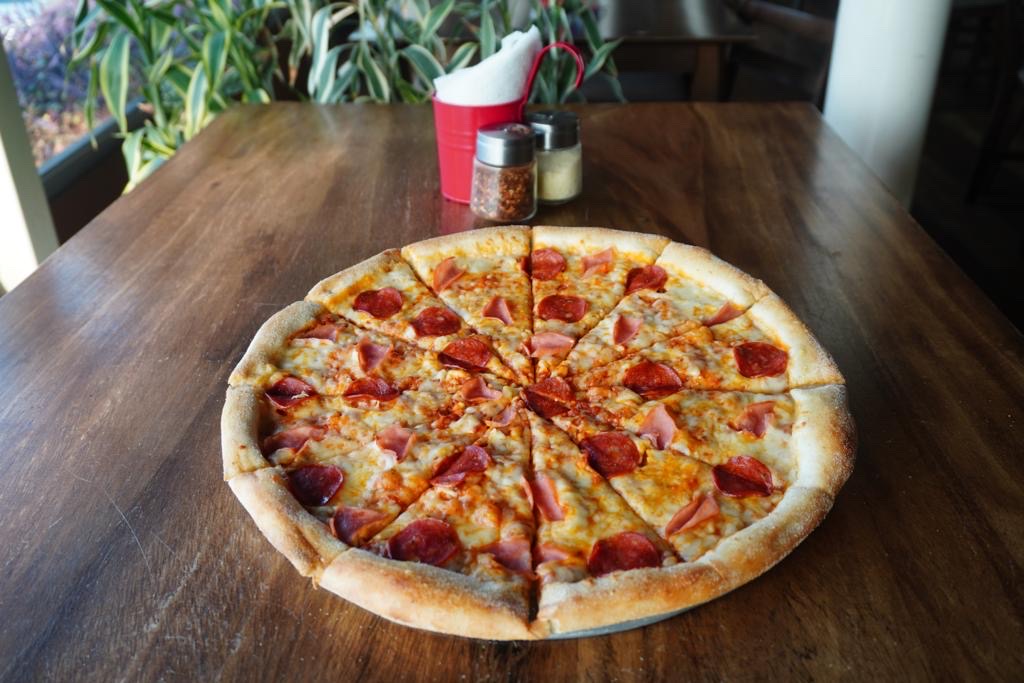 Pizza Gigante 12 Porciones